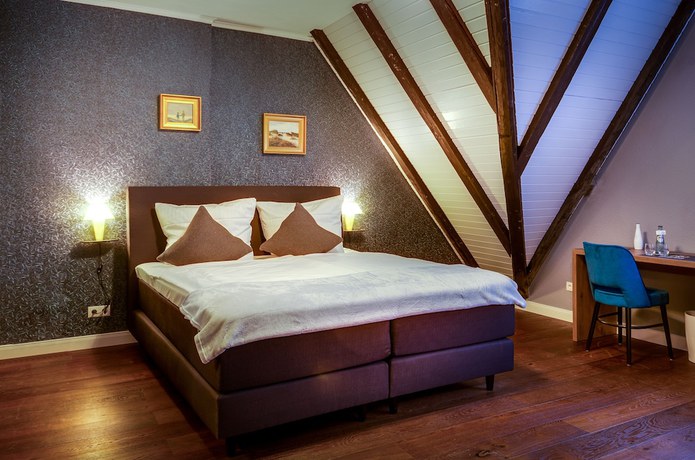 Imagen de la habitación del Hotel Monopol Boutique. Foto 8