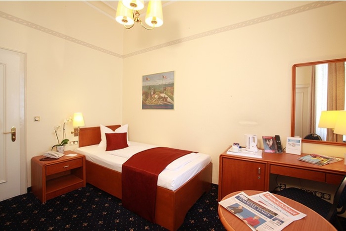 Imagen general del Hotel Monopol, Frankfurt. Foto 4