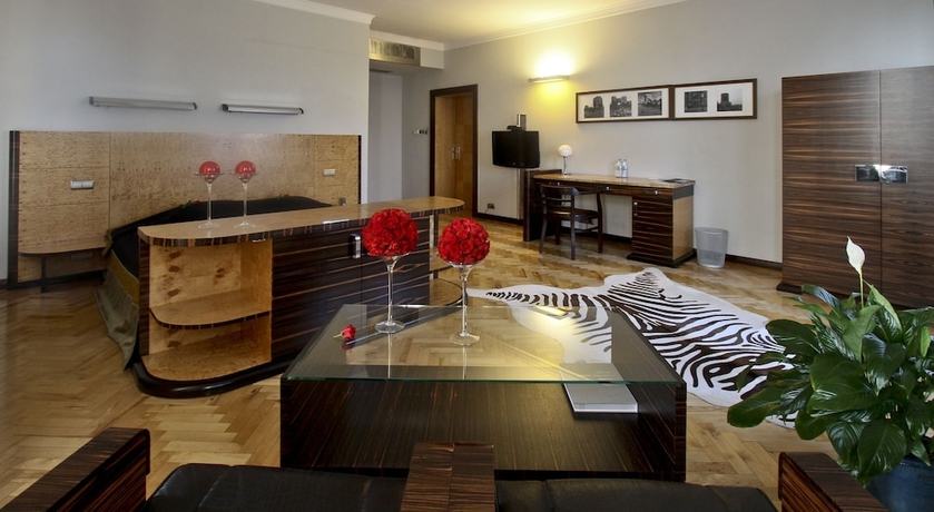 Imagen de la habitación del Hotel Monopol, Katowice. Foto 3