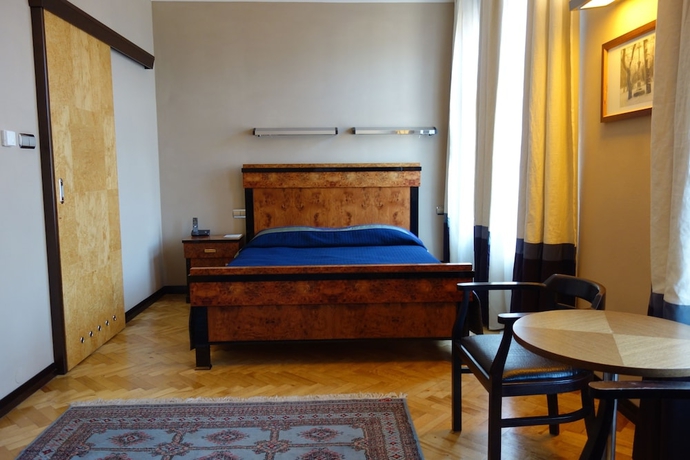 Imagen de la habitación del Hotel Monopol, Katowice. Foto 11