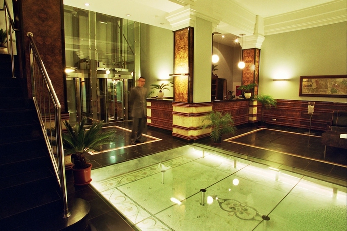 Imagen de los interiores del Hotel Monopol, Katowice. Foto 17