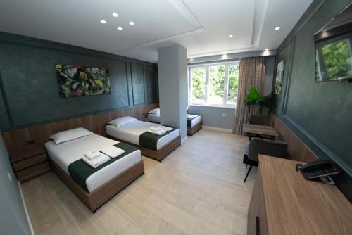 Imagen de la habitación del Hotel Monopoly. Foto 18