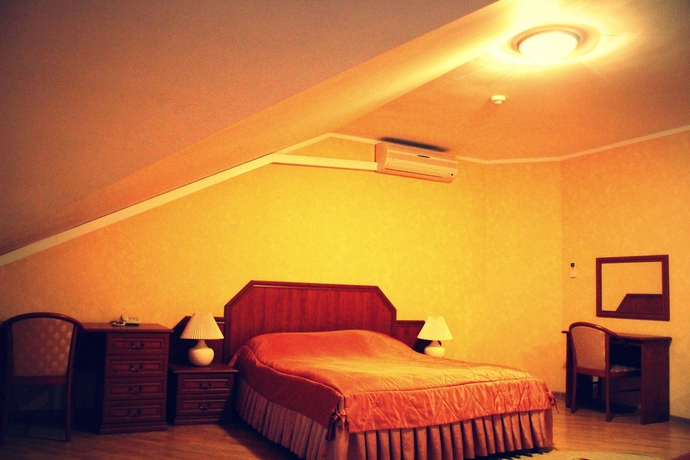 Imagen de la habitación del Hotel Monplaisir. Foto 11