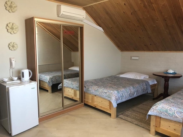 Imagen de la habitación del Hotel Monroe. Foto 14