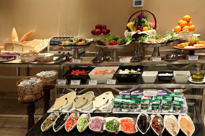 Imagen del bar/restaurante del Hotel Monroe and Suites. Foto 6