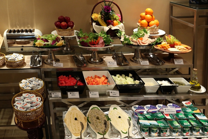 Imagen del bar/restaurante del Hotel Monroe and Suites. Foto 12