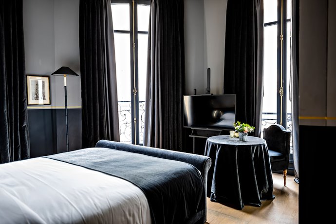 Imagen de la habitación del Hotel Monsieur George and Spa – Champs Elysées. Foto 3
