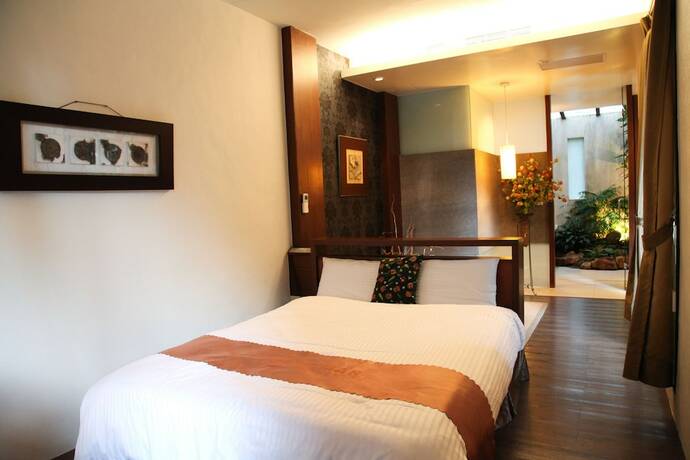 Imagen de la habitación del Hotel Monster Village. Foto 34