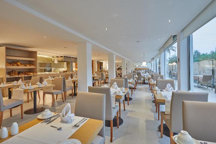 Imagen del bar/restaurante del Hotel Monsuau Cala D'or Boutique - Adults Only. Foto 7