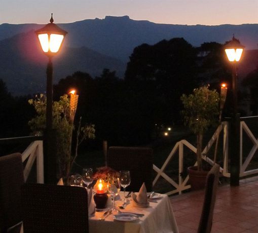 Imagen del bar/restaurante del Hotel Mont Aux Sources. Foto 4