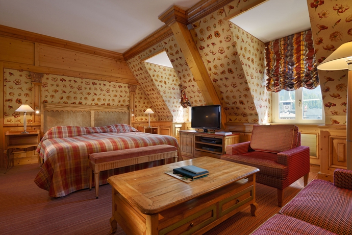 Imagen de la habitación del Hotel Mont Cervin Palace. Foto 9