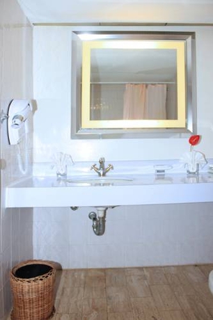 Imagen de la habitación del Hotel Mont Fébé. Foto 8