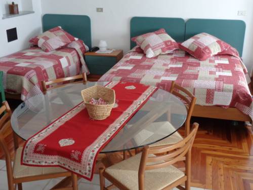 Imagen de la habitación del Hotel Mont Gelé. Foto 1