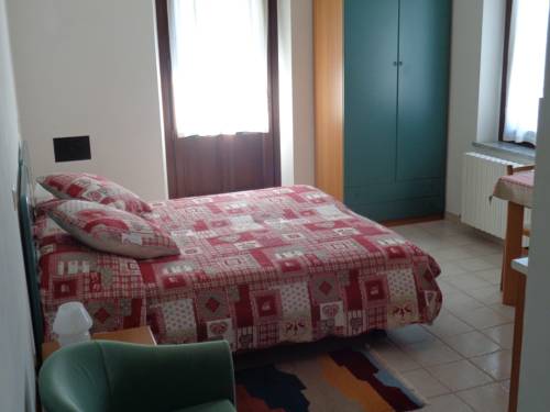 Imagen de la habitación del Hotel Mont Gel&eacute;. Foto 2