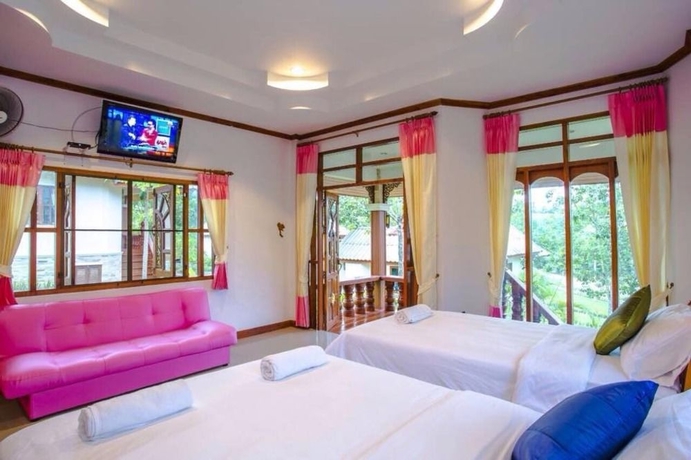 Imagen de la habitación del Hotel Mont Goei Pai. Foto 8