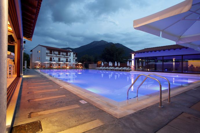 Imagen de la habitación del Hotel Mont Helmos. Foto 4
