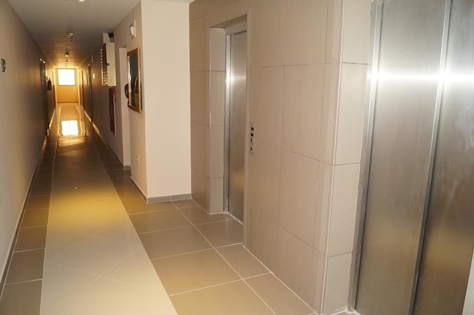 Imagen de los interiores del Hotel Mont Rey. Foto 18