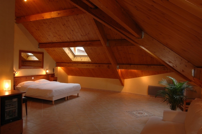 Imagen de la habitación del Hotel Mont Thabor, Alpes Franceses. Foto 8