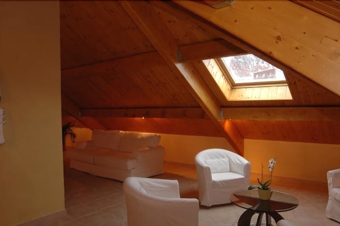 Imagen de la habitación del Hotel Mont Thabor, Alpes Franceses. Foto 11