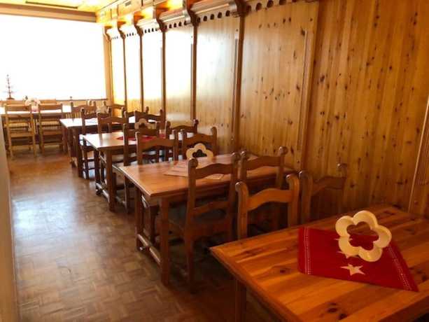 Imagen del bar/restaurante del Hotel Mont-Noble. Foto 8