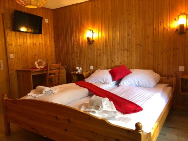 Imagen de la habitación del Hotel Mont-Noble. Foto 15