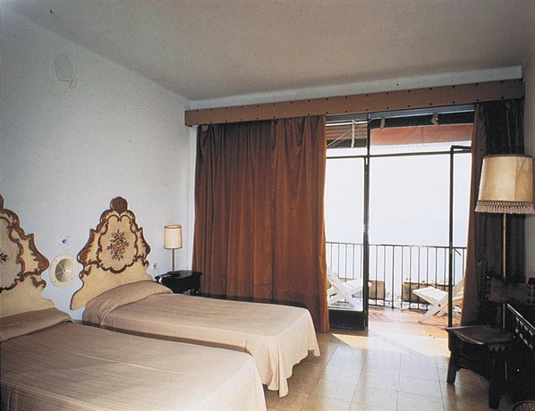 Imagen de la habitación del Hotel Mont-Rosa. Foto 8