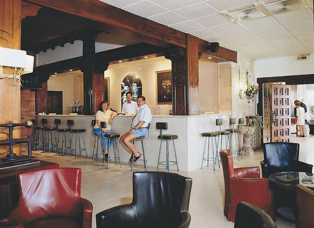 Imagen del bar/restaurante del Hotel Mont-Rosa. Foto 5