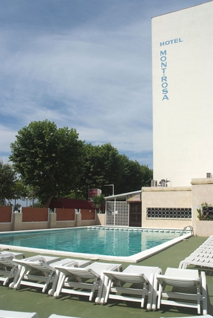 Imagen de la piscina del Hotel Mont-Rosa. Foto 12