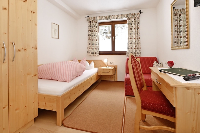Imagen de la habitación del Hotel Montabella. Foto 8