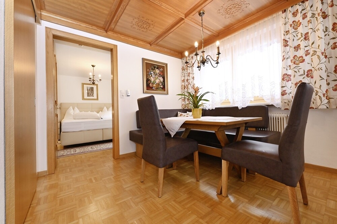 Imagen de la habitación del Hotel Montabella. Foto 11