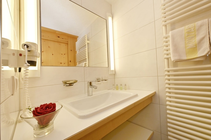 Imagen de la habitación del Hotel Montabella. Foto 14