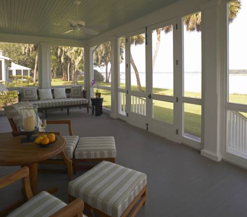 Imagen de la habitación del Hotel Montage Palmetto Bluff. Foto 10