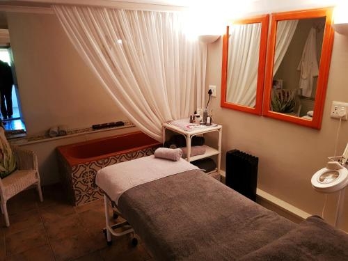 Imagen general del Hotel Montagu Country. Foto 1