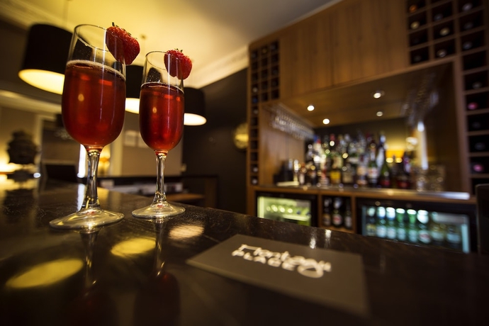 Imagen del bar/restaurante del Hotel Montagu Place. Foto 3