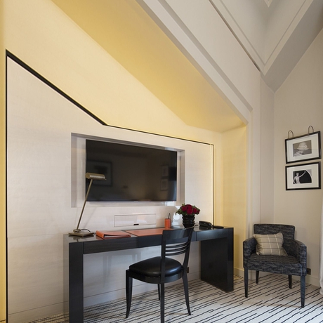 Imagen de la habitación del Hotel Montaigne, Arco del Triunfo-Elíseo. Foto 11