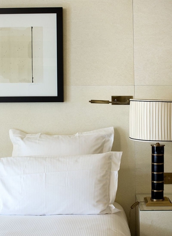 Imagen de la habitación del Hotel Montaigne, Arco del Triunfo-Elíseo. Foto 16