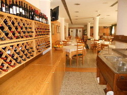 Imagen de los interiores del Hotel Montalegre. Foto 6