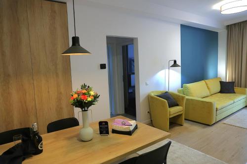 Imagen de la habitación del Hotel Montan-Aparthotel. Foto 18