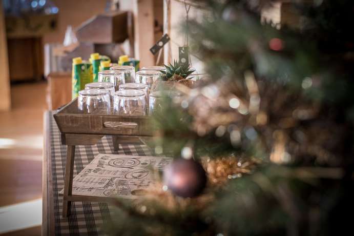 Imagen del bar/restaurante del Hotel Montana Chalet Hôtel Spa. Foto 2