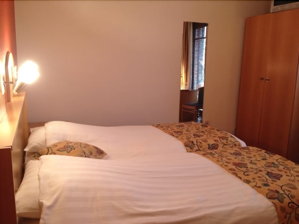 Imagen de la habitación del Hotel Montana, De Panne. Foto 5