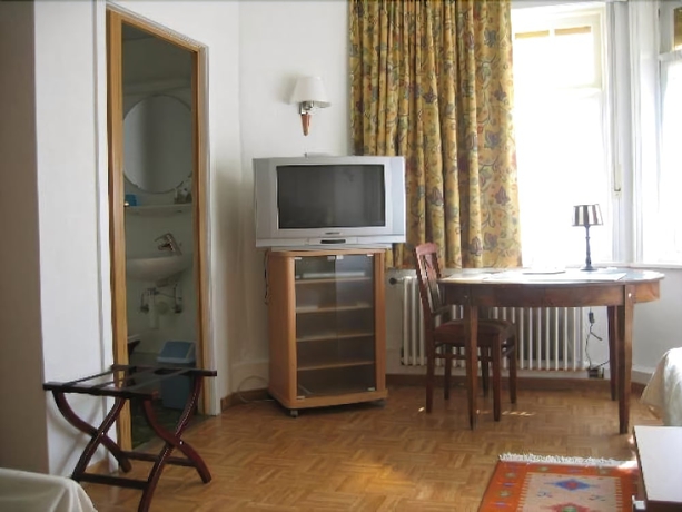Imagen de la habitación del Hotel Montana, De Panne. Foto 12