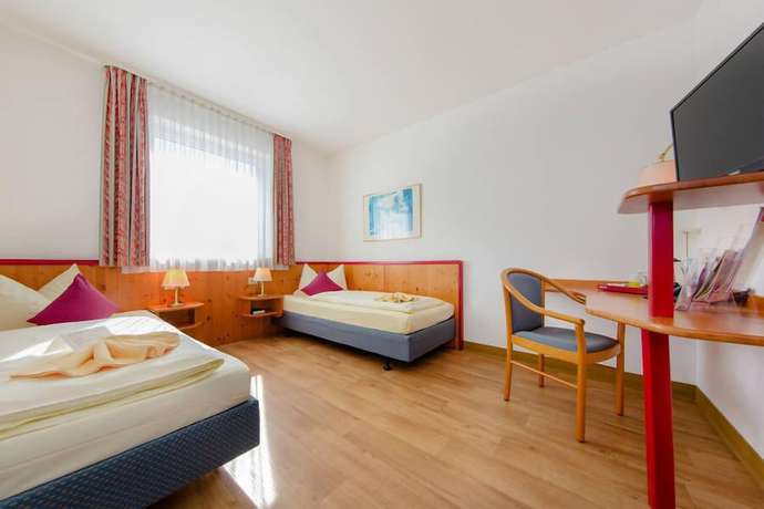 Imagen de la habitación del Hotel Montana Diemelstadt. Foto 17