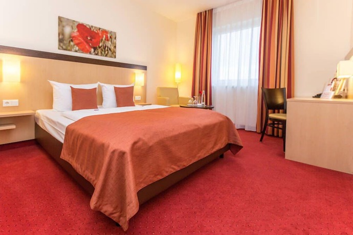 Imagen de la habitación del Hotel Montana Ellwangen. Foto 7