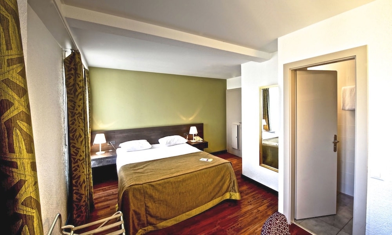 Imagen de la habitación del Hotel Montana, Ginebra. Foto 13