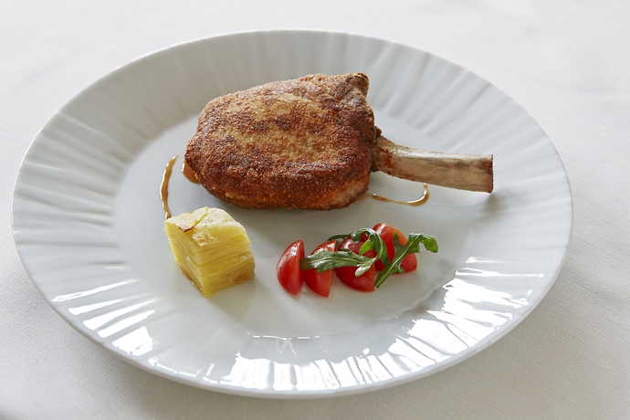Imagen del bar/restaurante del Hotel Montana Lodge and Spa, By R Collection Hotels. Foto 6