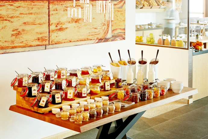 Imagen del bar/restaurante del Hotel Montana Lodge and Spa, By R Collection Hotels. Foto 7