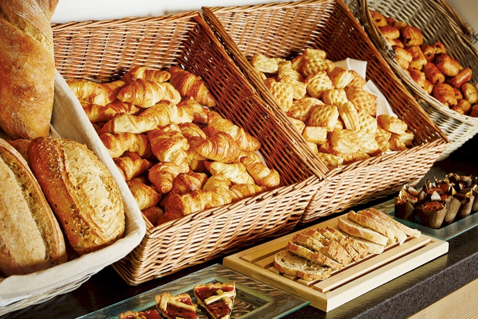 Imagen del bar/restaurante del Hotel Montana Lodge and Spa, By R Collection Hotels. Foto 8