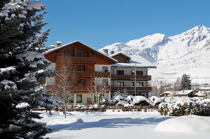 Imagen general del Hotel Montana Lodge and Spa, By R Collection Hotels. Foto 3