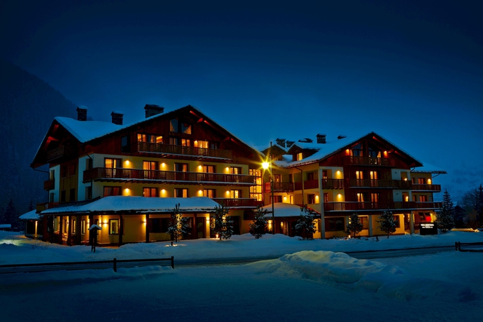 Imagen general del Hotel Montana Lodge and Spa, By R Collection Hotels. Foto 4