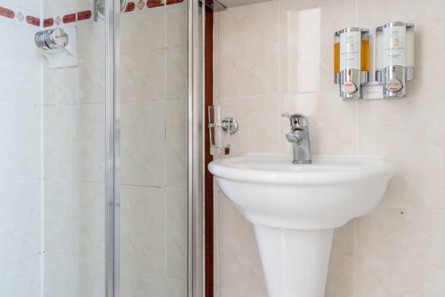 Imagen de la habitación del Hotel Montana London. Foto 12